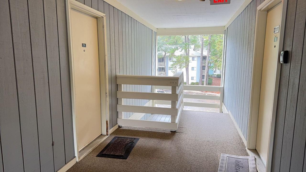 45 Folly Field Rd #7K - Photo 3 of 17