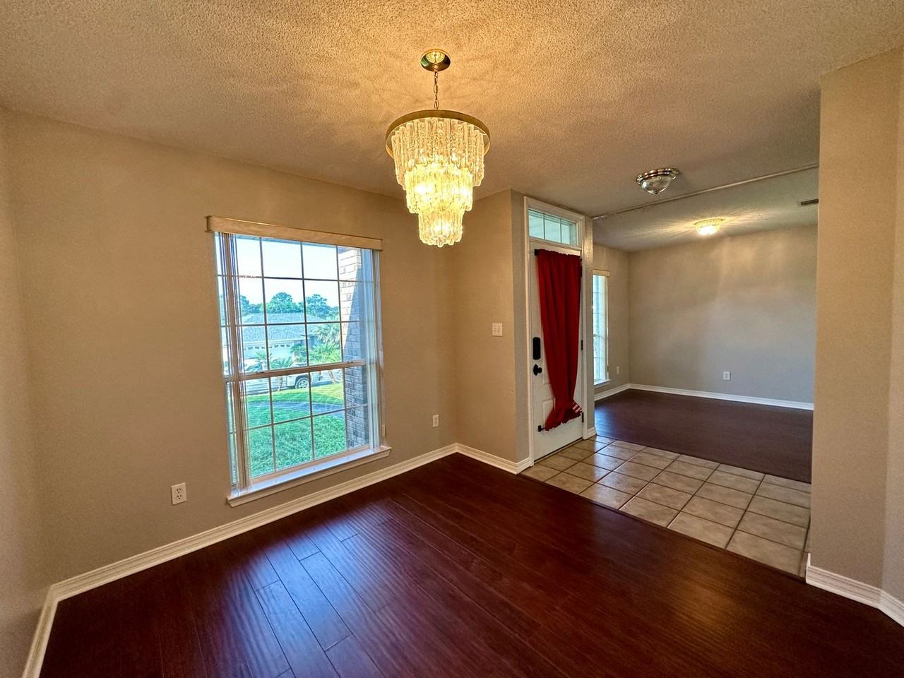 6068 Toulouse Dr - Photo 2 of 27