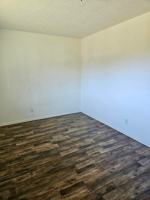 featured image of 917 N Harding Rd