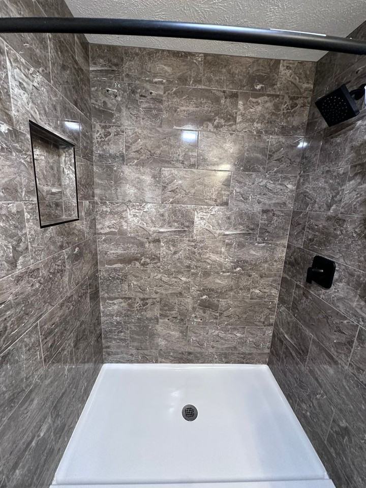 209 East Seneca Street #C - Photo 5 of 12