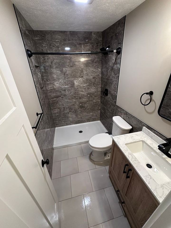 209 East Seneca Street #C - Photo 6 of 12