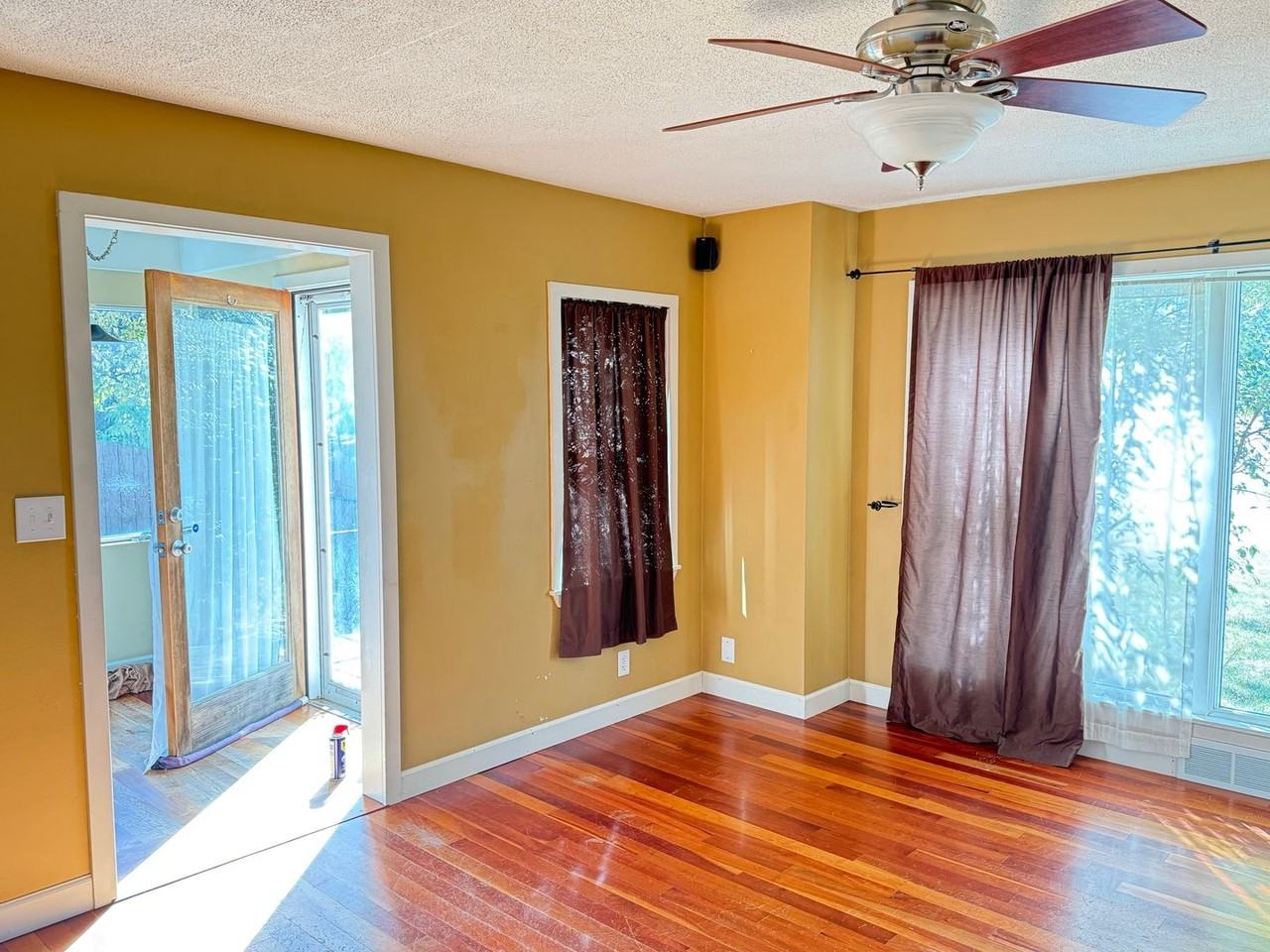 18 Mccormick Blvd - Photo 2 of 11