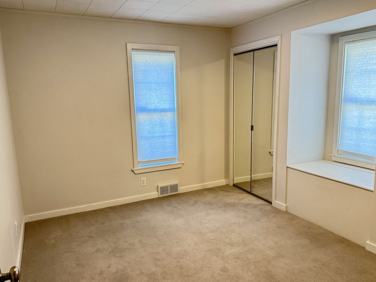 18 Mccormick Blvd - Photo 6 of 11