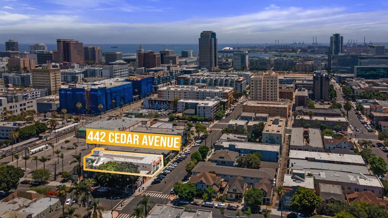 442 Cedar Avenue - Photo 3 of 5