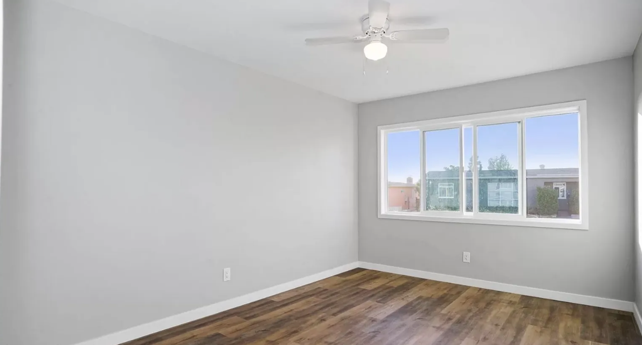 4725 Iroquois Avenue - Photo 7 of 10