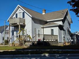 featured image of 1952 Roosevelt Ave