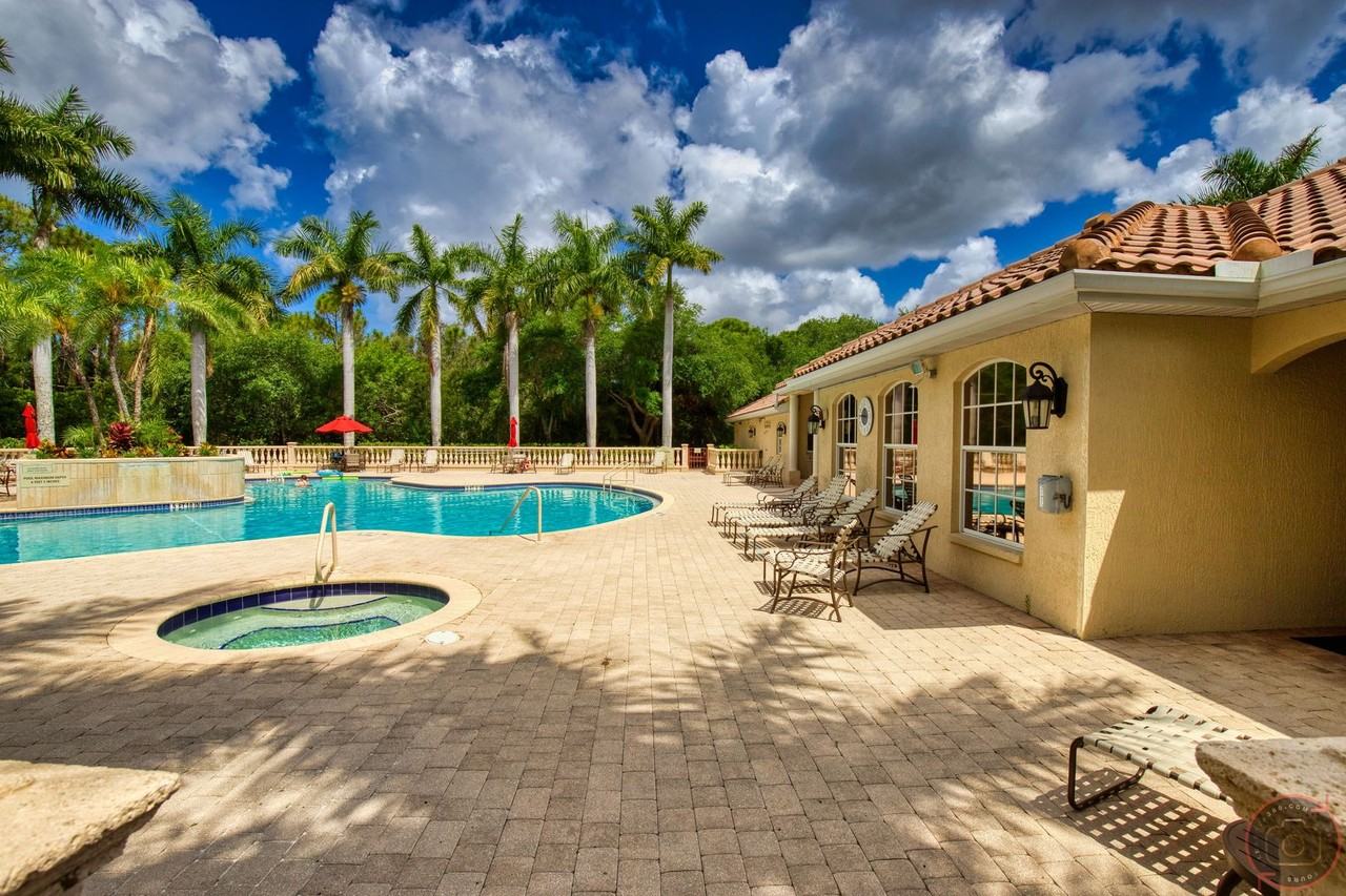 4348 Nizza Ct - Photo 4 of 43