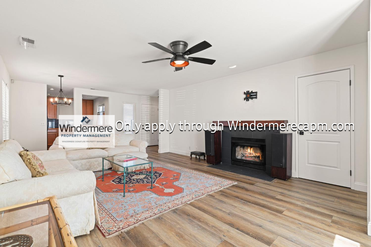 5943 Main Ave #A - Photo 5 of 15