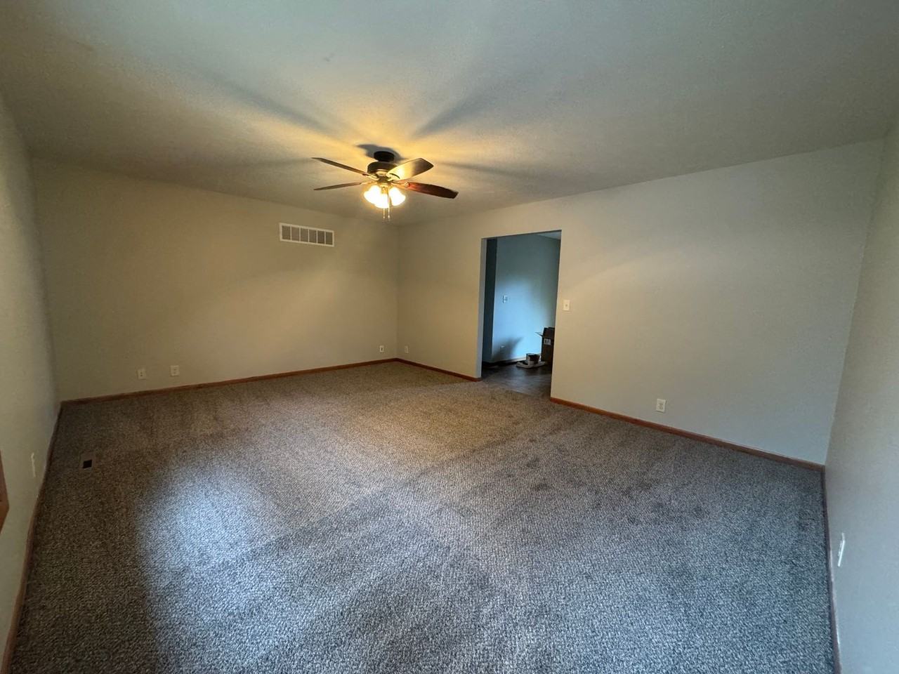 5005 Meredeth Street - Photo 4 of 22