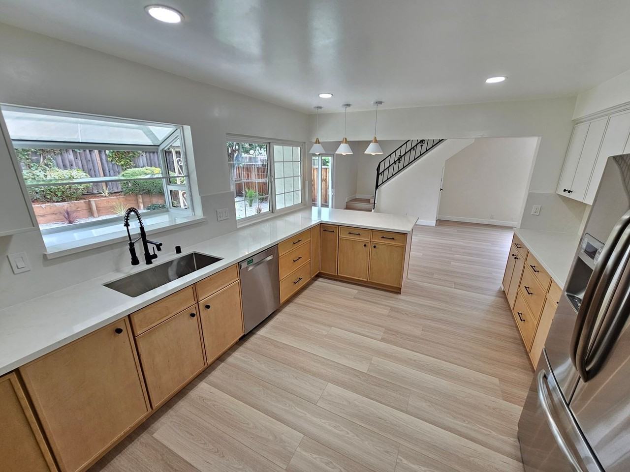 1824 Seville Way - Photo 2 of 18