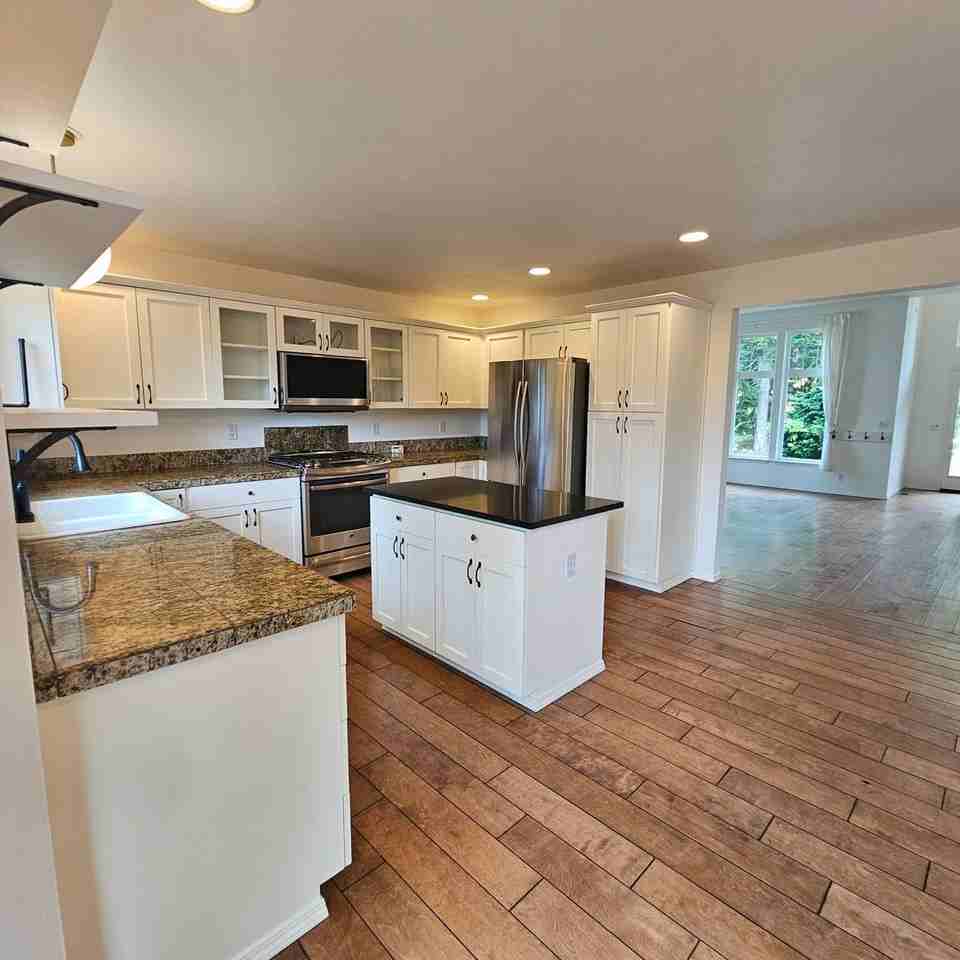 34599 Bridge View Dr Ne - Photo 5 of 31