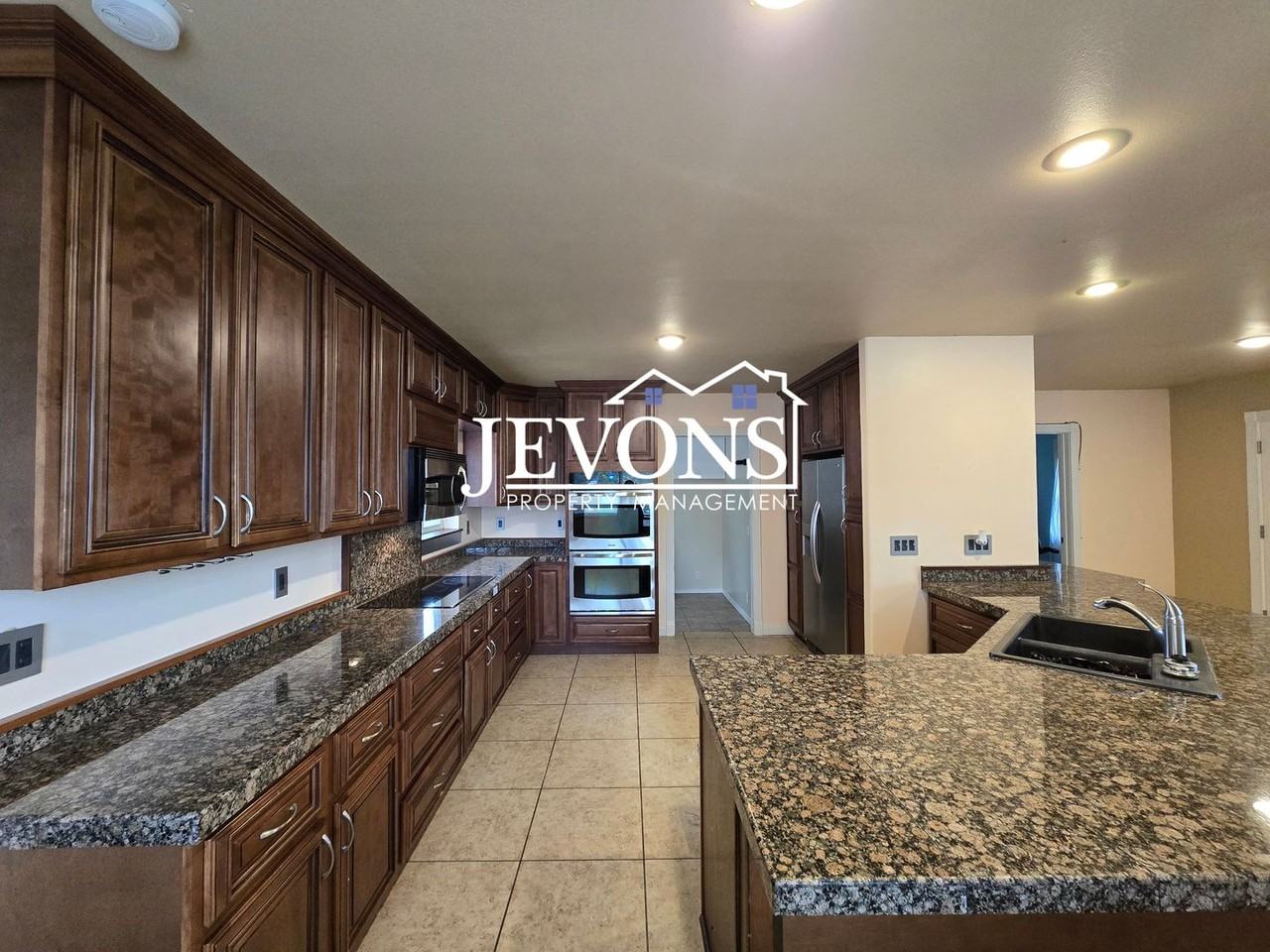 503 North 33rd Street - Photo 3 of 10