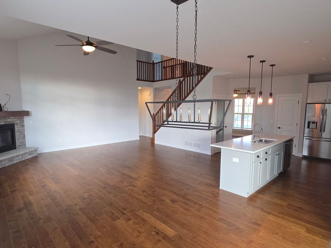 W239N3743 River Birch Ct - Photo 5 of 45