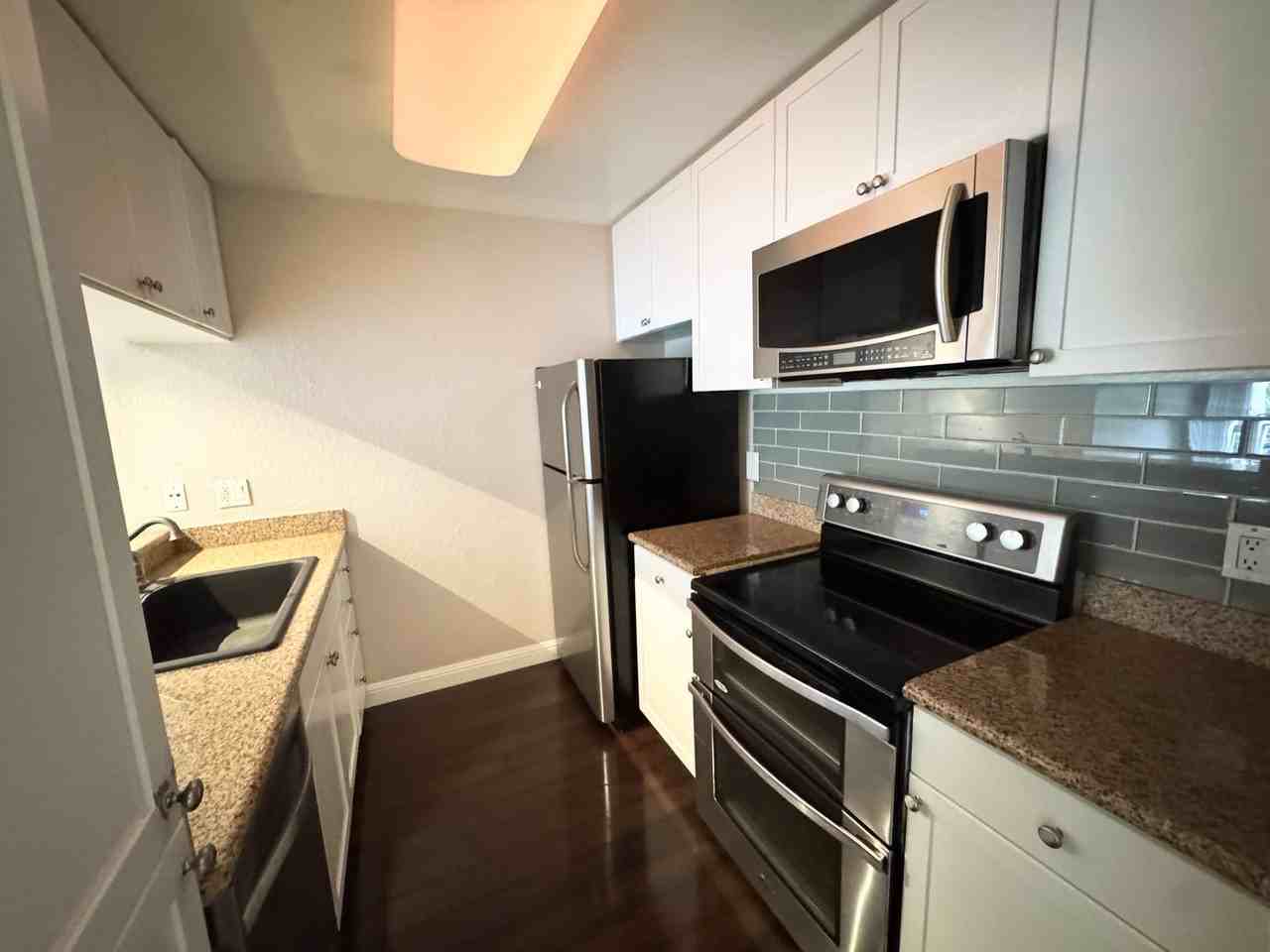 1087 Murrieta Blvd #243 - Photo 4 of 11