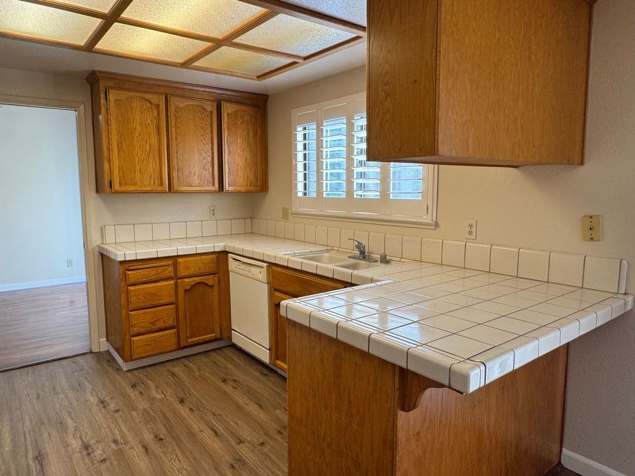 850 Cordwell Circle - Photo 6 of 20