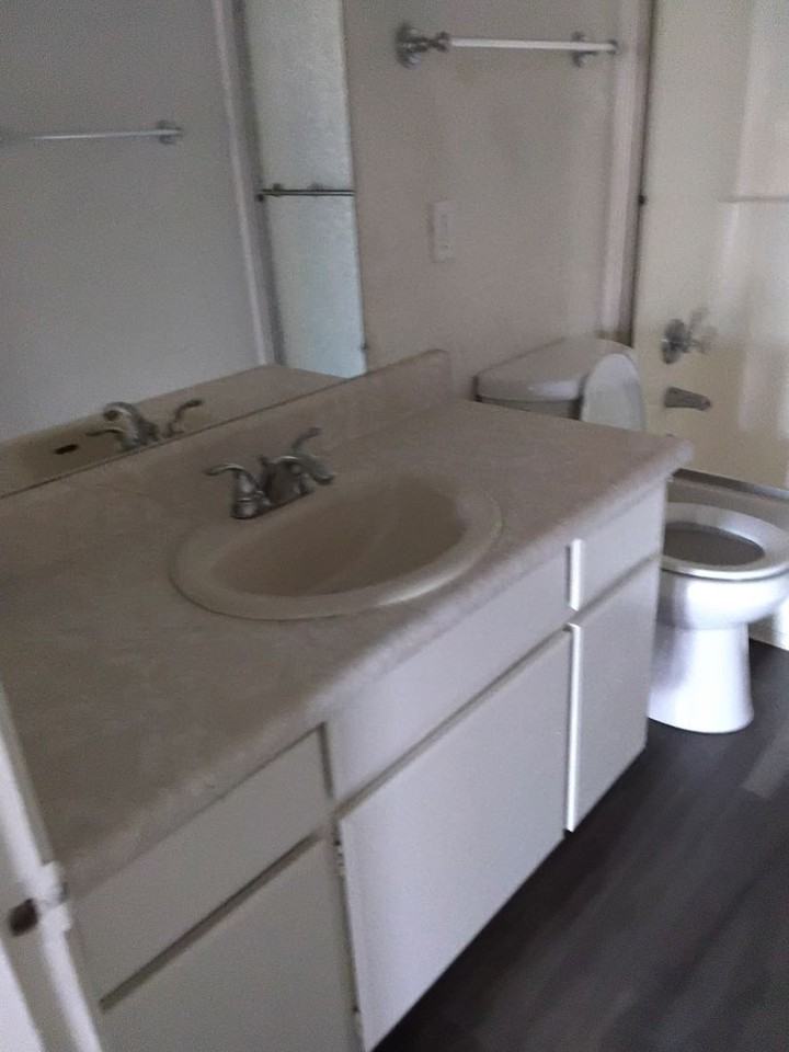 Singer Cedar 9852-54 Cedar - Photo 4 of 4