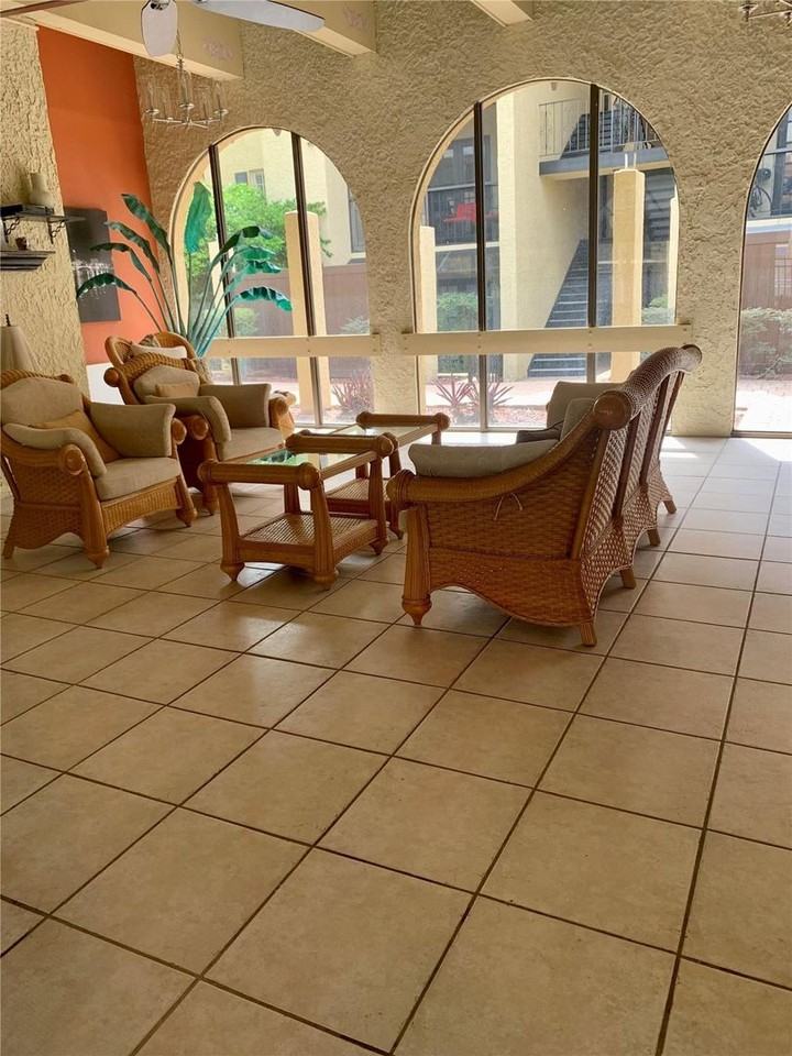 106 Alameda Court - Photo 7 of 17