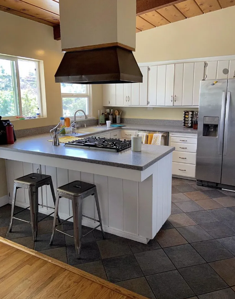 4931 Campanile Drive - Photo 4 of 16