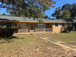 featured image of 697 Green St