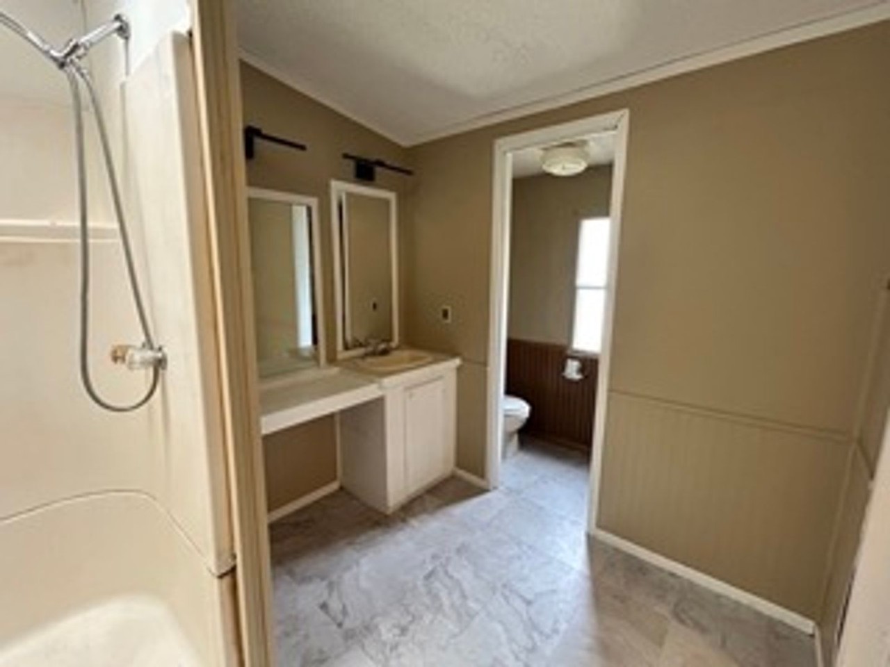 7051 Larkin Pl E - Photo 4 of 8
