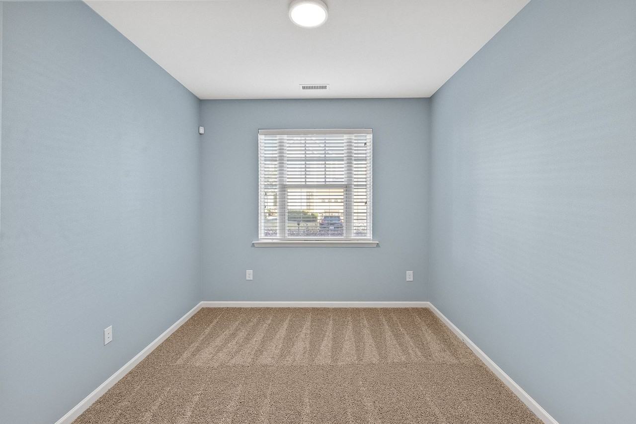 1421 Kirkwood Hill Way - Photo 7 of 45