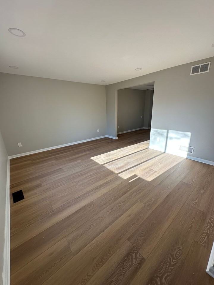 12 Ross Road - Photo 2 of 25