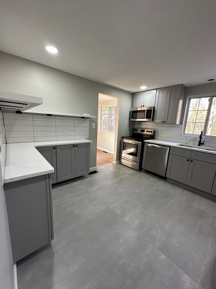 12 Ross Road - Photo 6 of 25