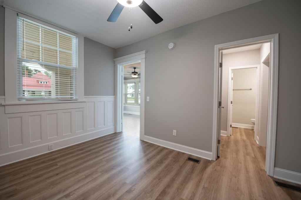 105 South Zetterower Avenue - Photo 5 of 8