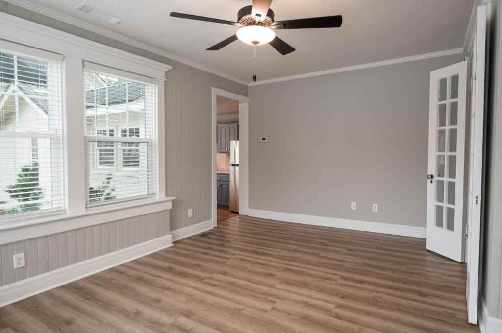 105 South Zetterower Avenue - Photo 6 of 8