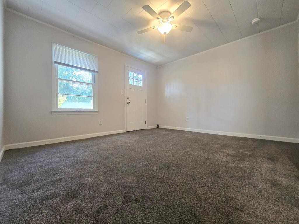 417 10th Ave S - Photo 6 of 11