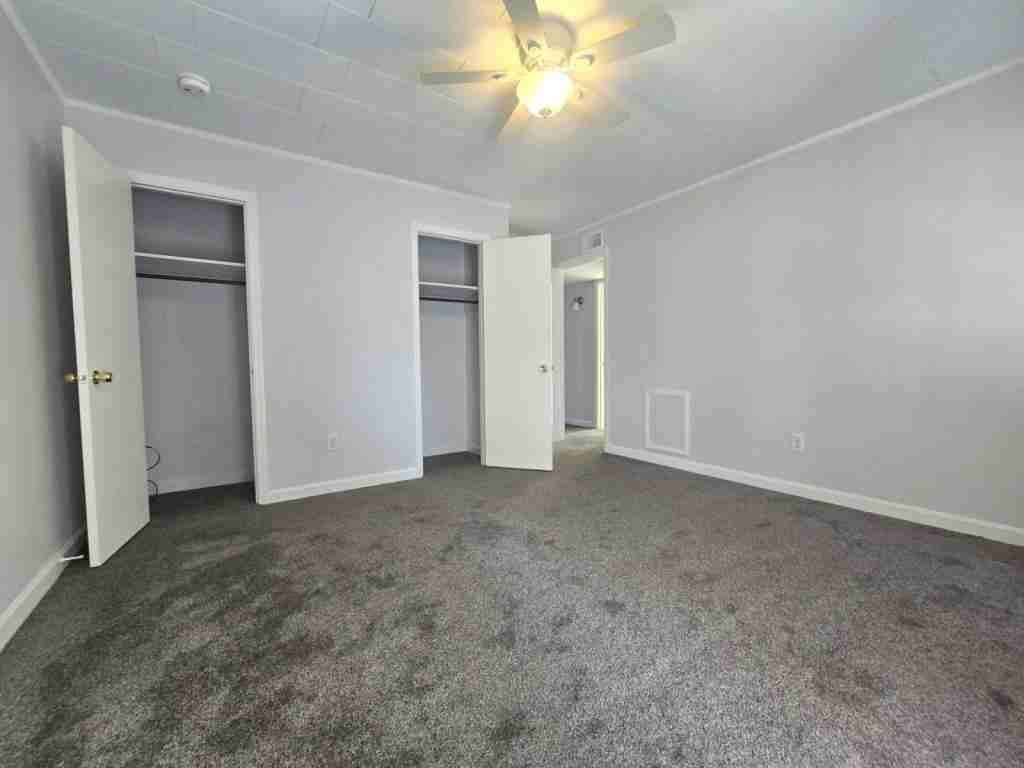 417 10th Ave S - Photo 7 of 11