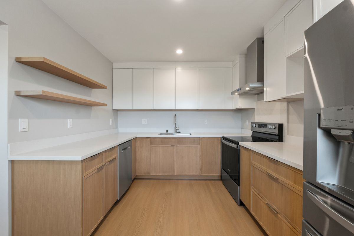 3801 Lincoln Ave ##5