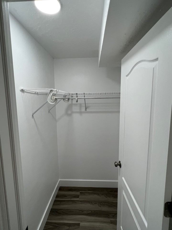 722 Ws #724 - Photo 4 of 22