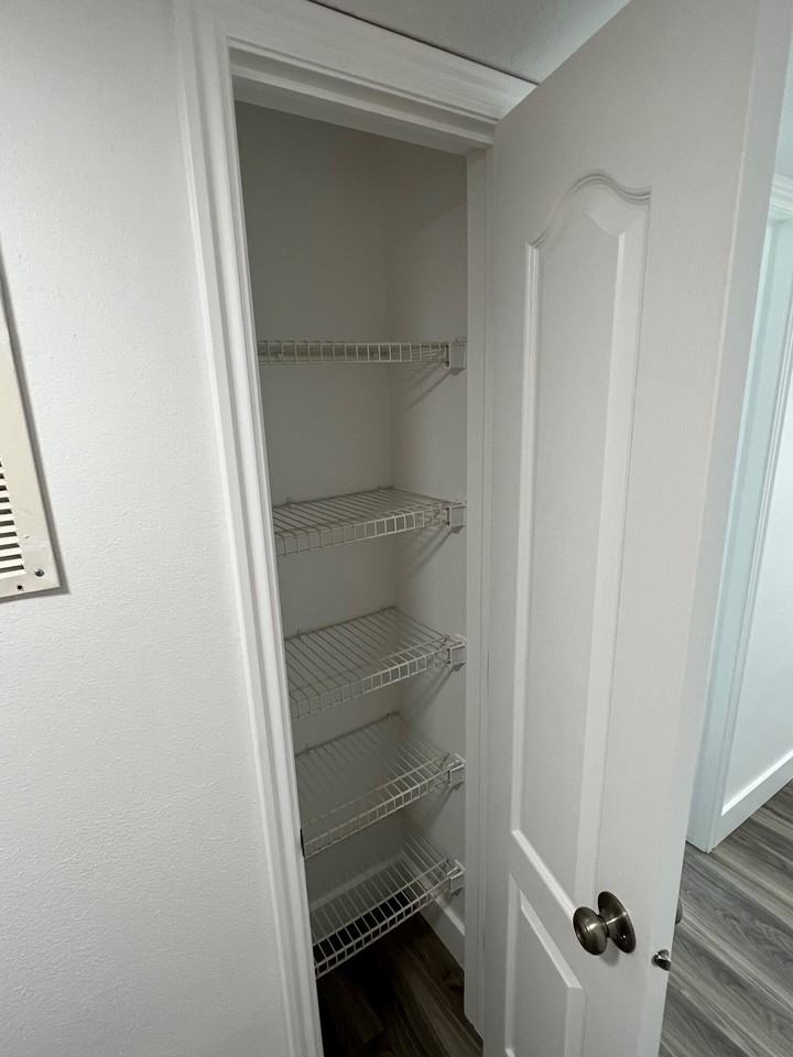 722 Ws #724 - Photo 7 of 22