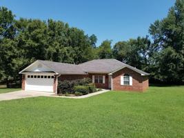 featured image of 18 Fairbrook Ln