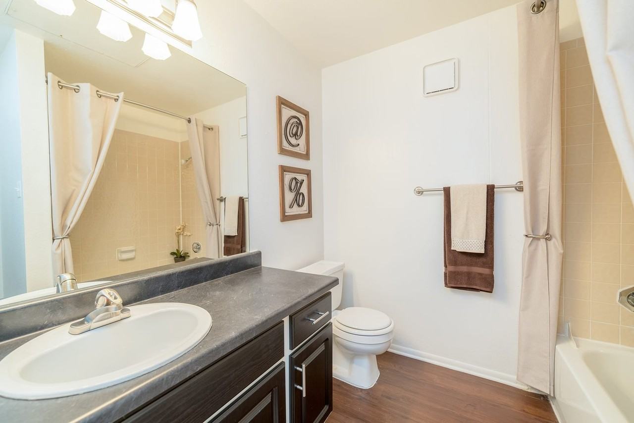 11028 Jollyville Rd #245C - Photo 4 of 4