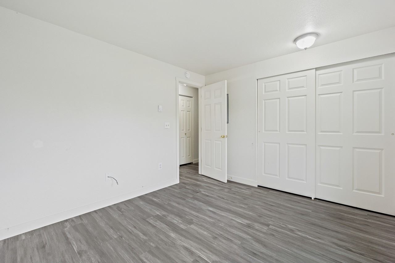 7521 10th Avenue Ct E #A - Photo 4 of 21