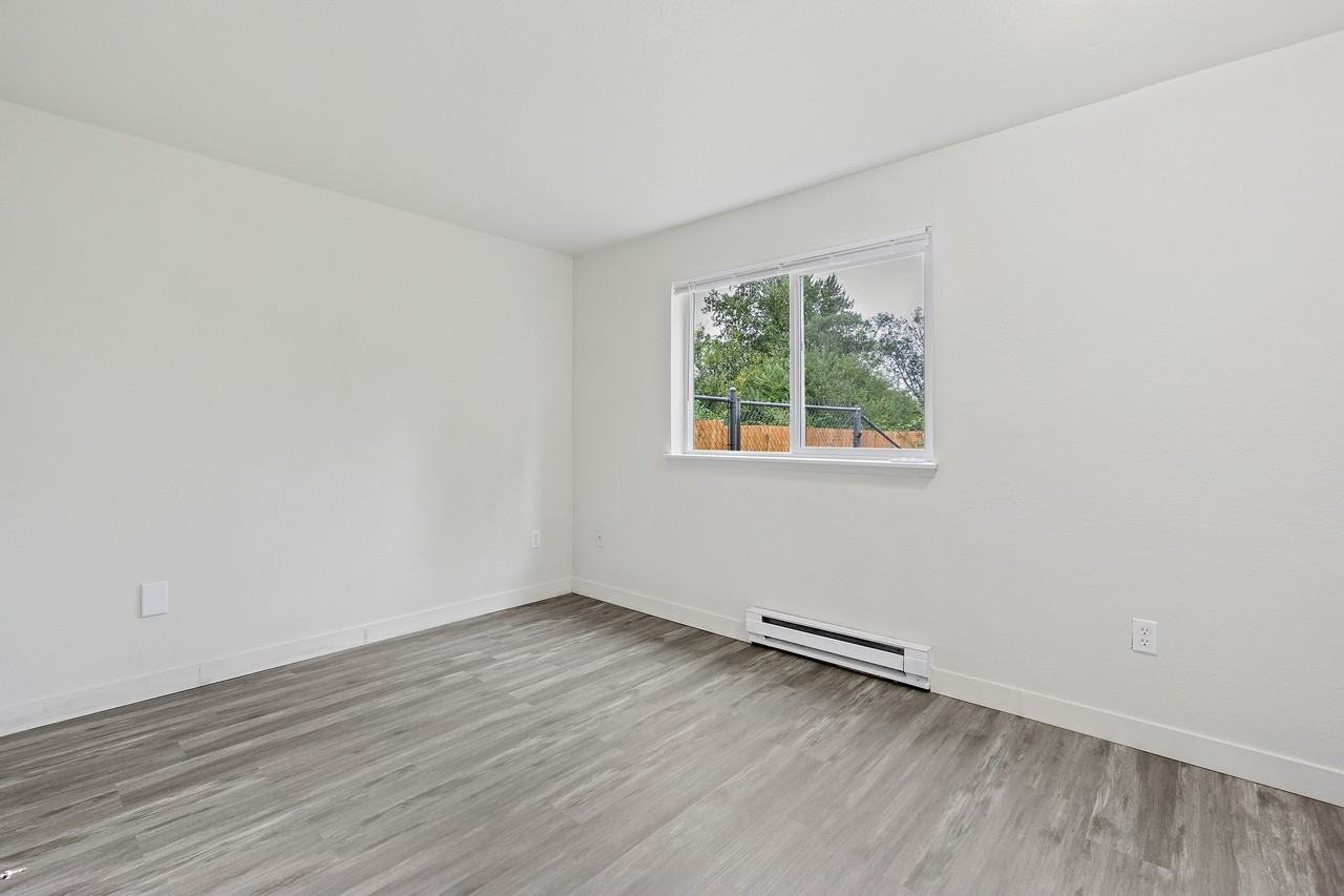 7521 10th Avenue Ct E #A - Photo 7 of 21