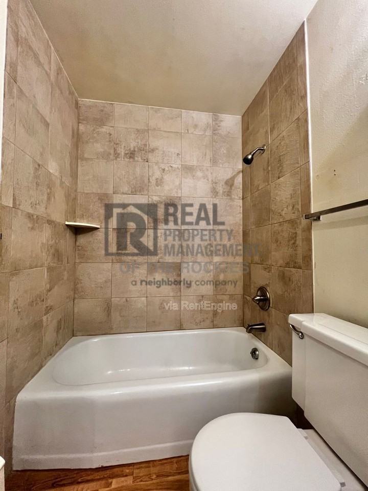 1001 Emigh Street #209 - Photo 7 of 24