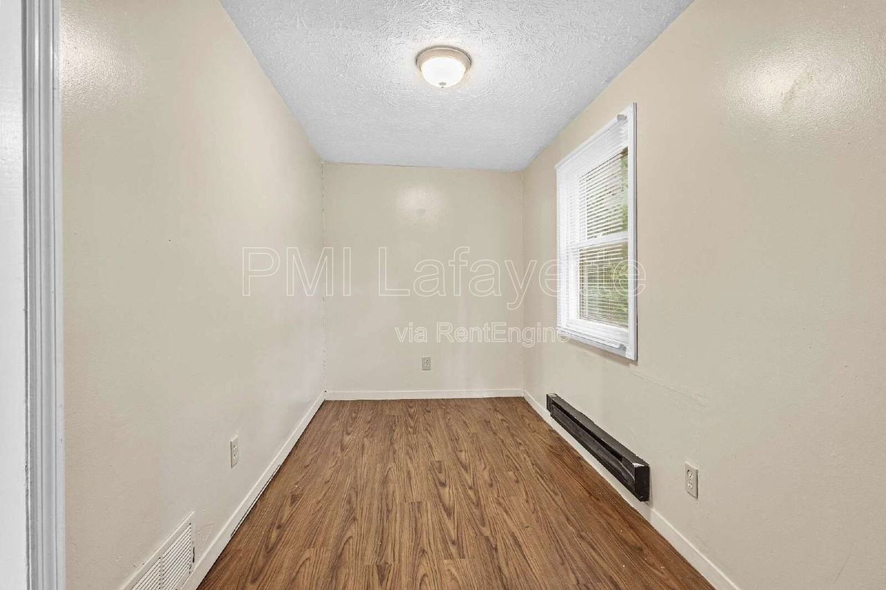 508 New York St - Photo 6 of 10