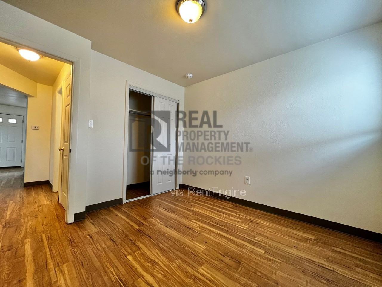 1001 Emigh Street #111 - Photo 5 of 23