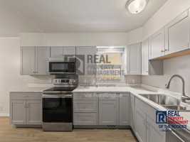 featured image of 1401 Broadview Pl