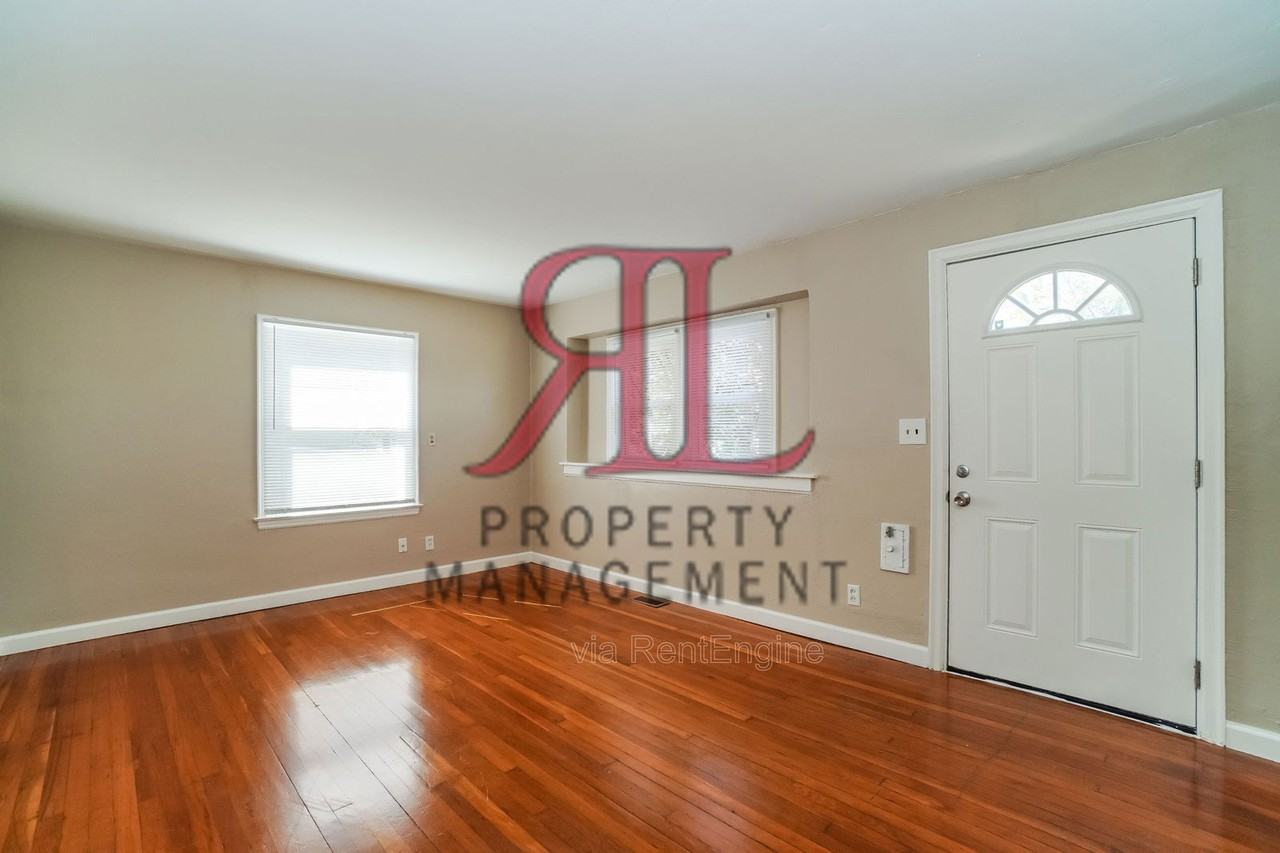 1858 Kenny Rd - Photo 7 of 28