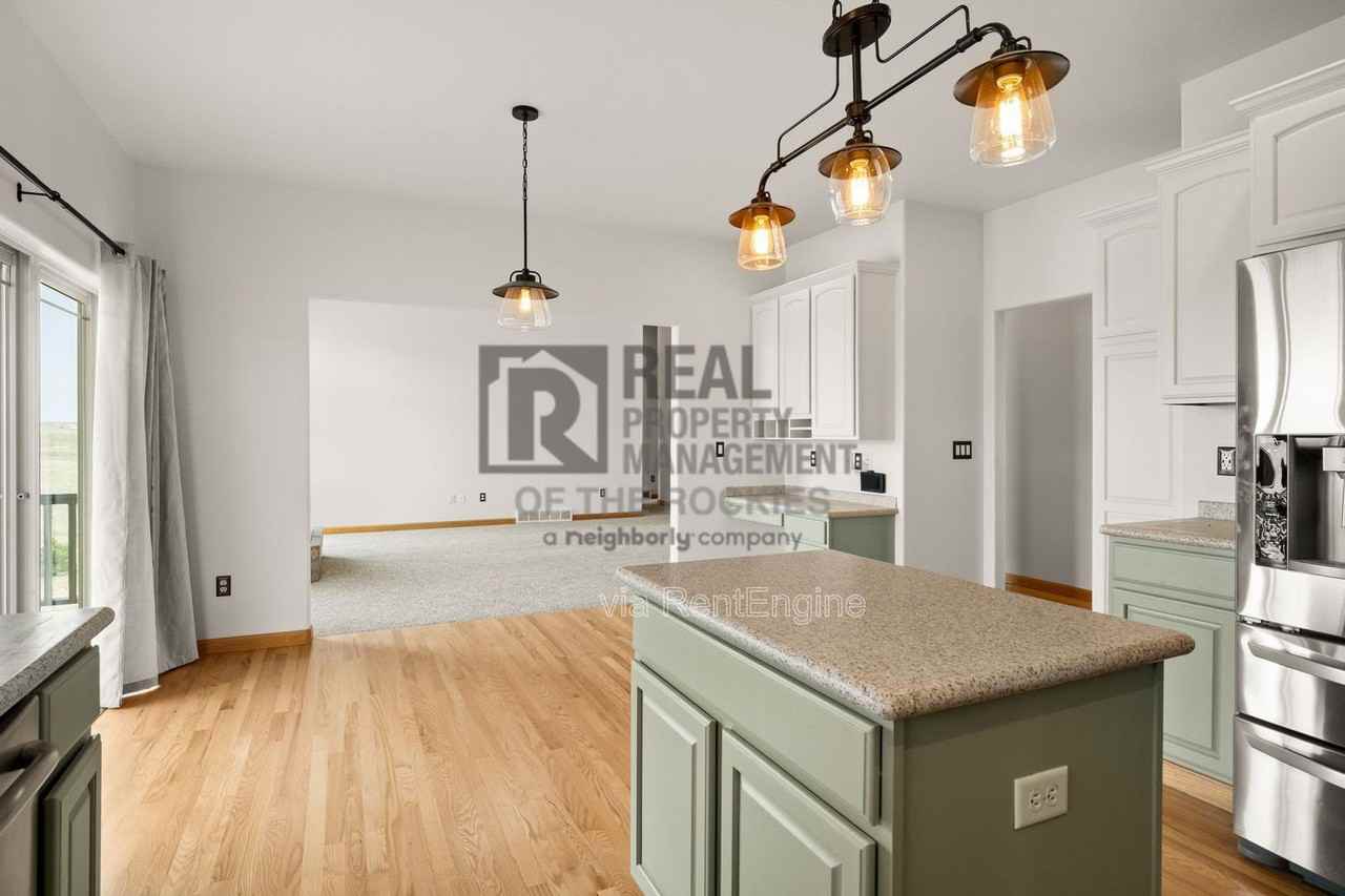 3348 Hales Ranch Road - Photo 5 of 50