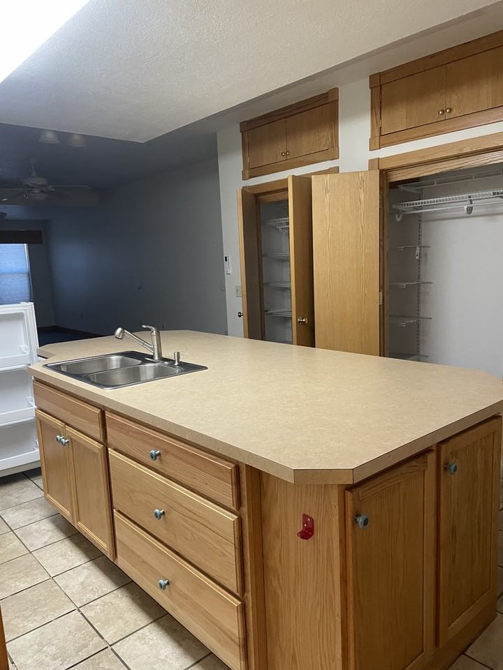 81 North Broad Street #4 - Photo 5 of 11