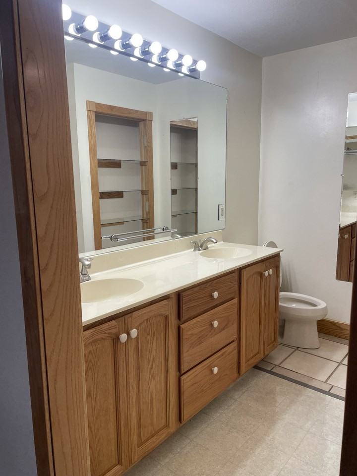 81 North Broad Street #4 - Photo 4 of 11