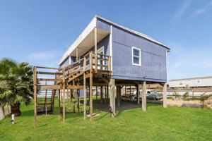 featured image of 724 17th St