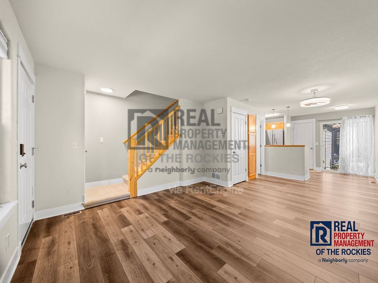 632 Ebon Pica St - Photo 4 of 19