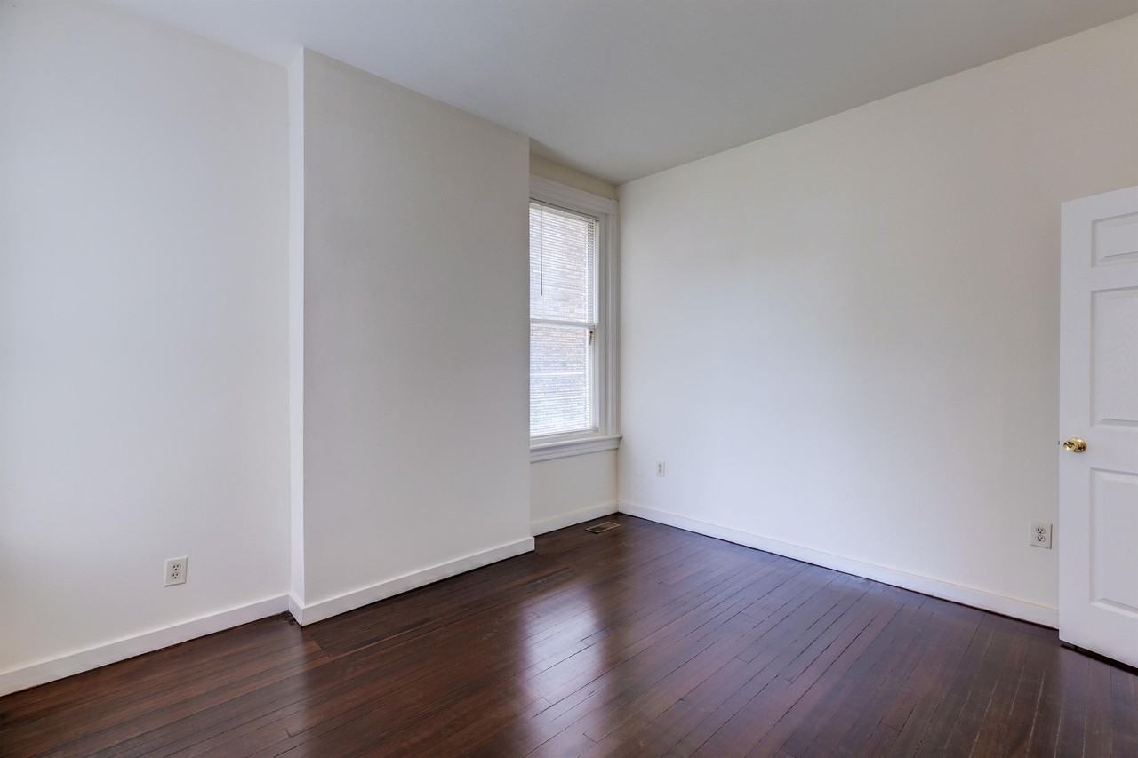 202 Welford St #B - Photo 4 of 21