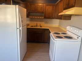 featured image of 1520 Oak Ridge Ln Se #4